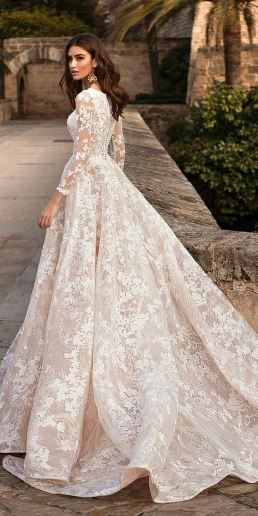 20 Dreamy Long Sleeve Wedding Dresses 2024